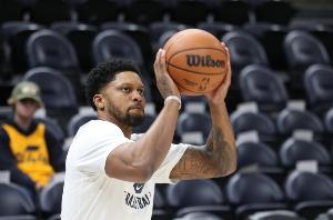 在加盟蓝军 在加盟蓝军